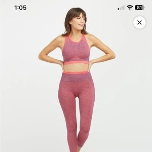 NWT Medium Spanx Seemless Sculpt Bra